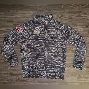 Darc Sport Winter Tiger Stripe Camo Windbreaker  44 Out of 500 Mens Sz S
